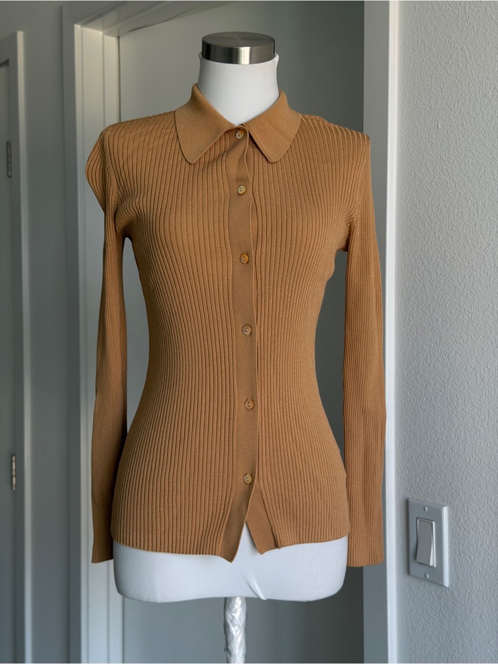 Aritzia Babaton Finley polo cardigan size S
